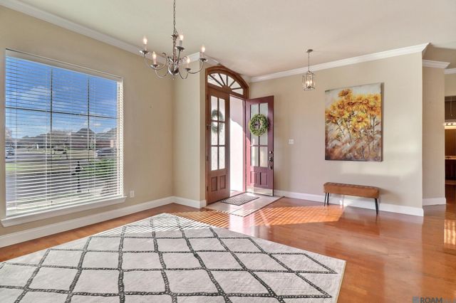 16545 Antioch Ct, Saint George, LA 70817