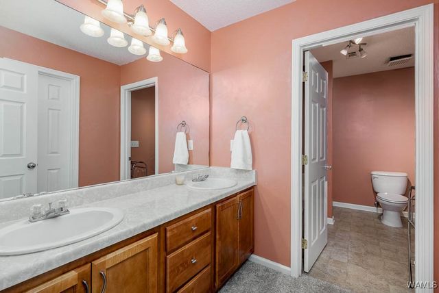 16275 Sand Creek, Moundville, AL 35474