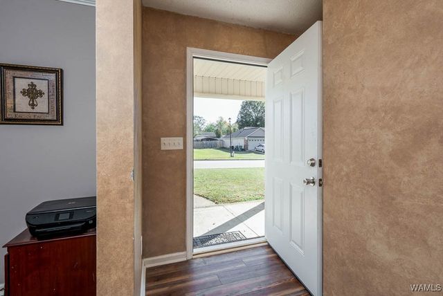 16275 Sand Creek, Moundville, AL 35474