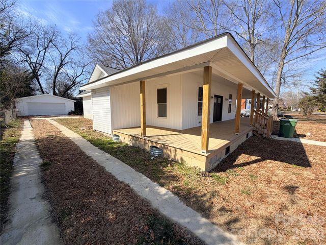 308 N Catawba Street, Lancaster, SC 29720