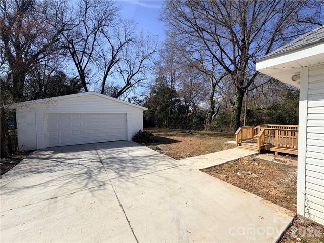 308 N Catawba Street, Lancaster, SC 29720