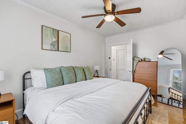 2009 State Park Road, Greenville, SC 29609