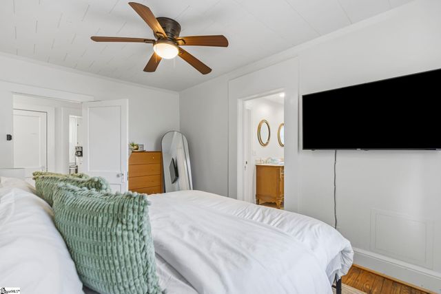2009 State Park Road, Greenville, SC 29609