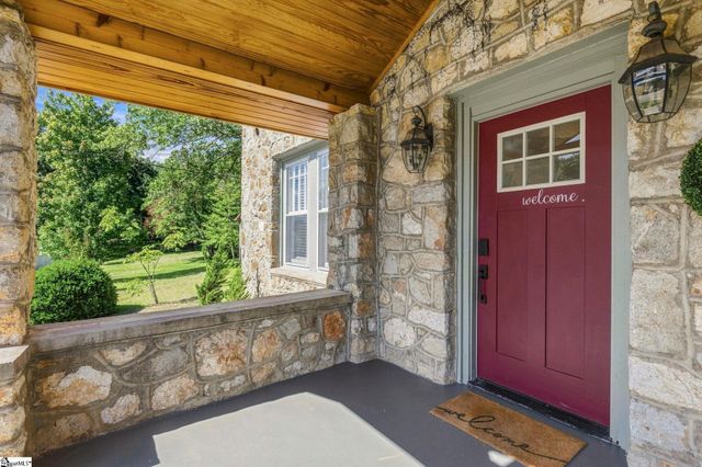 2009 State Park Road, Greenville, SC 29609