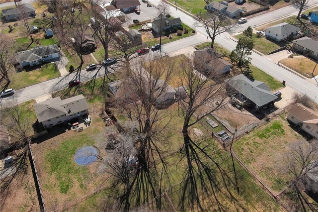 1924 Miami Street, Leavenworth, KS 66048