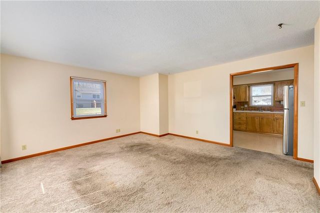 1924 Miami Street, Leavenworth, KS 66048