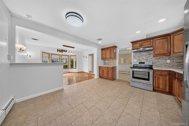 1671 Noble Street, East Meadow, NY 11554