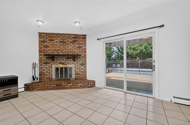 1671 Noble Street, East Meadow, NY 11554