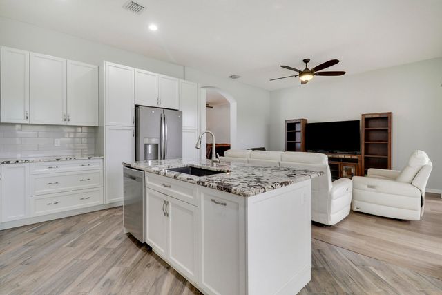 7077 Copperfield Circle, Lake Worth, FL 33467