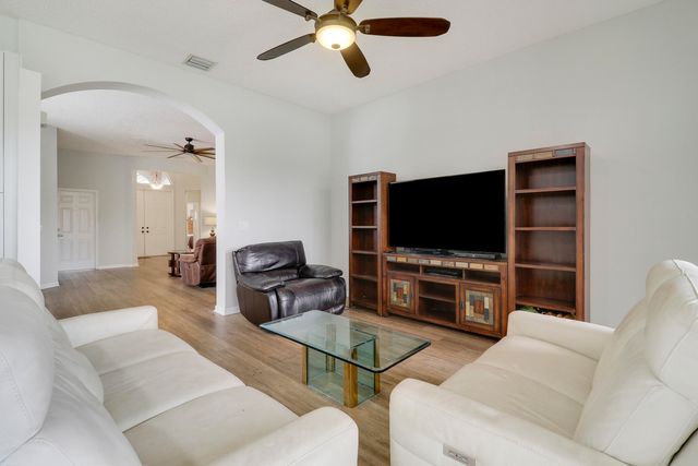7077 Copperfield Circle, Lake Worth, FL 33467