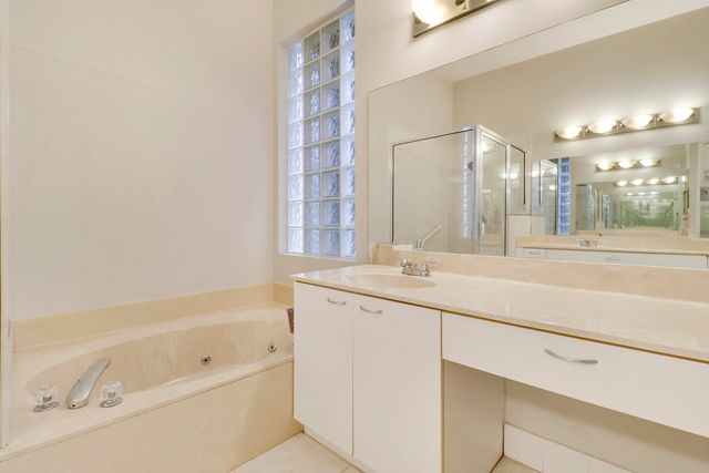 7077 Copperfield Circle, Lake Worth, FL 33467