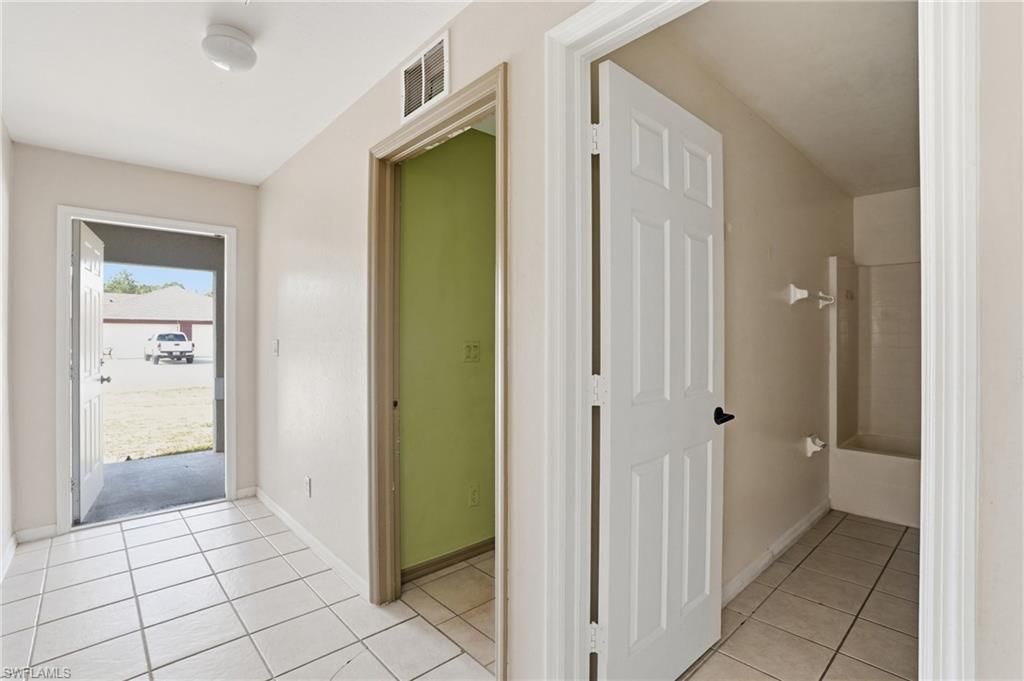 5234/5234 30th ST SW, LEHIGH ACRES, FL 33973 — photo 3