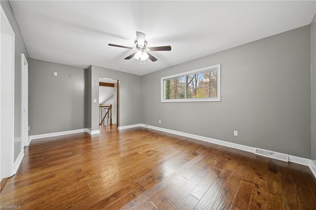 7177 Mantlewood Lane, Kernersville, NC 27284