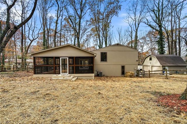 7177 Mantlewood Lane, Kernersville, NC 27284