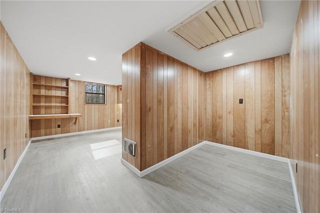 7177 Mantlewood Lane, Kernersville, NC 27284