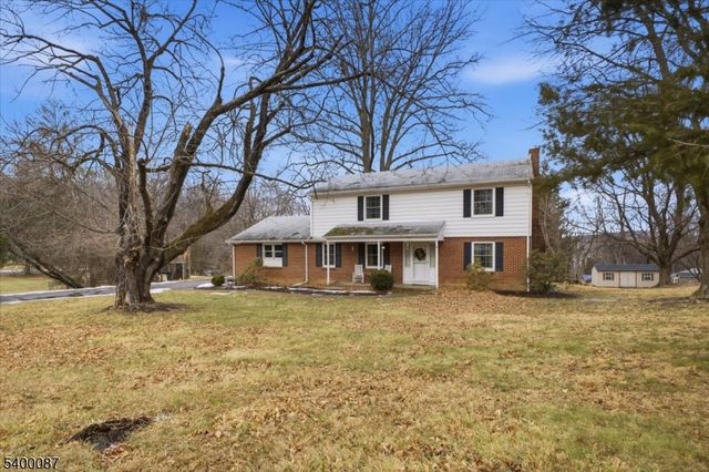 97 Skyview Dr, Washington Twp., NJ 07882