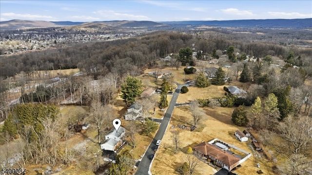 97 Skyview Dr, Washington Twp., NJ 07882