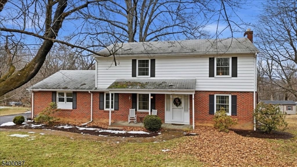 97 Skyview Dr, Washington Twp., NJ 07882