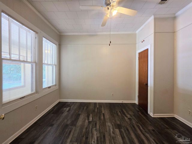 5404 Blue Angel Pkwy, Pensacola, FL 32526
