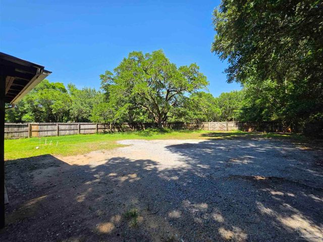 5404 Blue Angel Pkwy, Pensacola, FL 32526