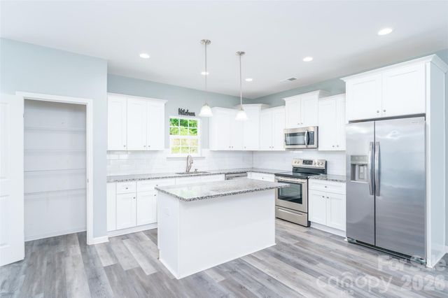 12745 Susanna Drive, Charlotte, NC 28214