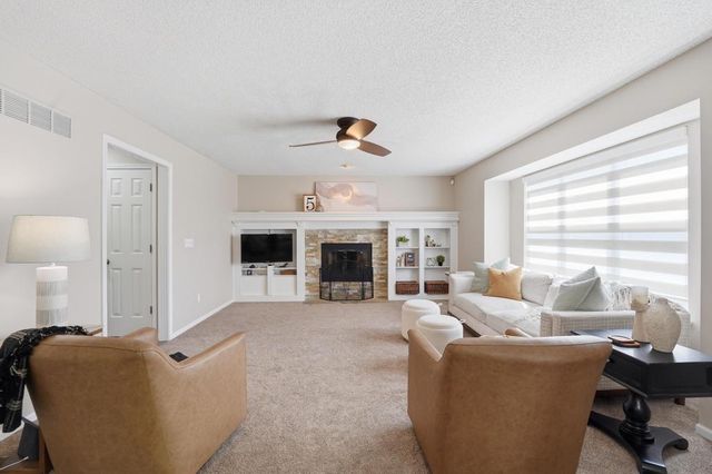 18229 W 157th Terrace, Olathe, KS 66062