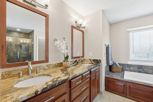 18229 W 157th Terrace, Olathe, KS 66062