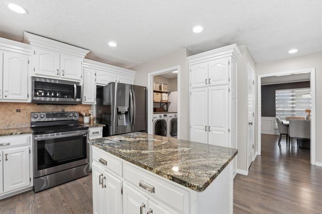 18229 W 157th Terrace, Olathe, KS 66062