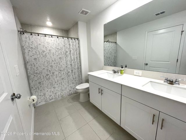 36221 Risa Michele Street, Zephyrhills, FL 33541