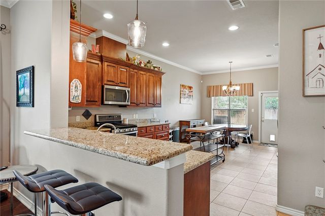 2511 Hailes Lane, College Station, TX 77845