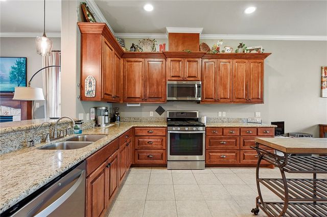 2511 Hailes Lane, College Station, TX 77845