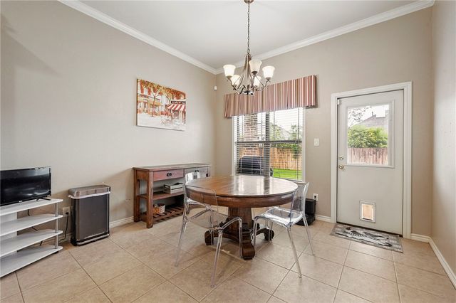2511 Hailes Lane, College Station, TX 77845
