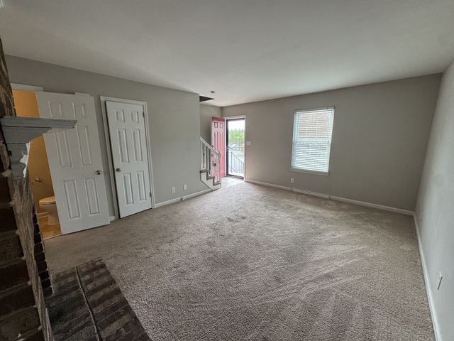 175 Edgewood Dr, Hendersonville, TN 37075