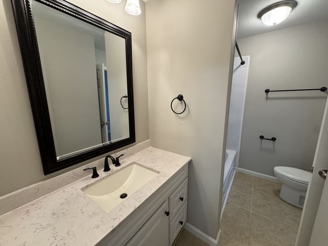 175 Edgewood Dr, Hendersonville, TN 37075