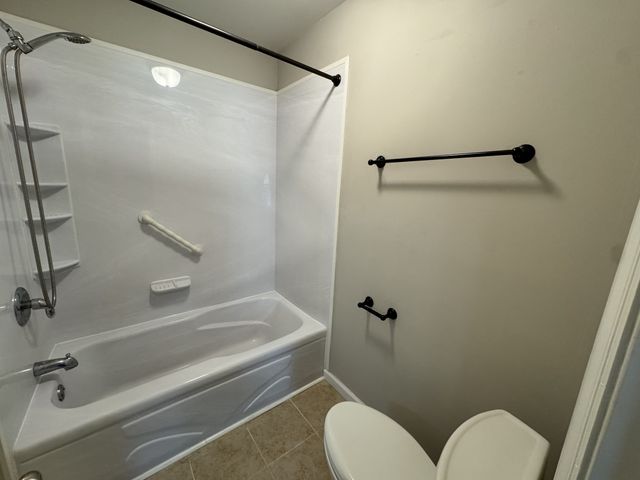 175 Edgewood Dr, Hendersonville, TN 37075