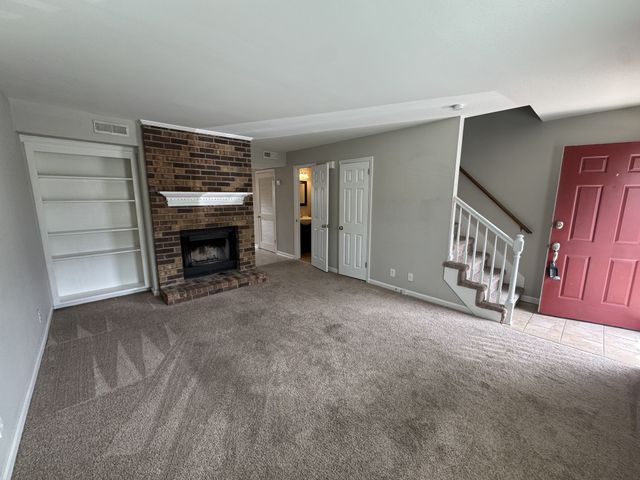 175 Edgewood Dr, Hendersonville, TN 37075