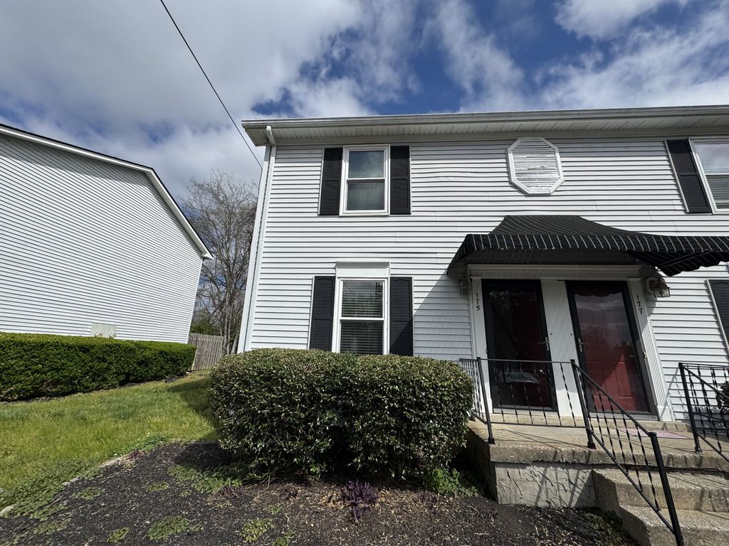 175 Edgewood Dr, Hendersonville, TN 37075