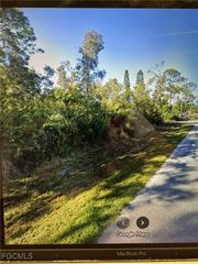 Corner, North Fort Myers, FL 33917