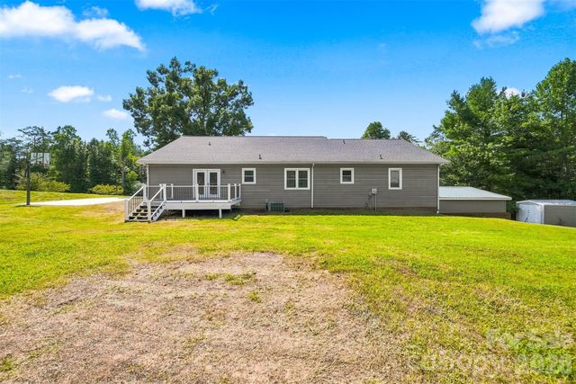 136 Cook Lane, Hickory, NC 28601