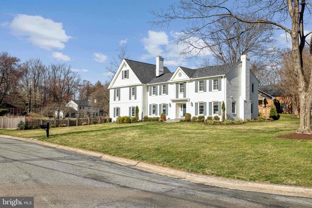 6825 NEWBOLD DR, Bethesda, MD 20817