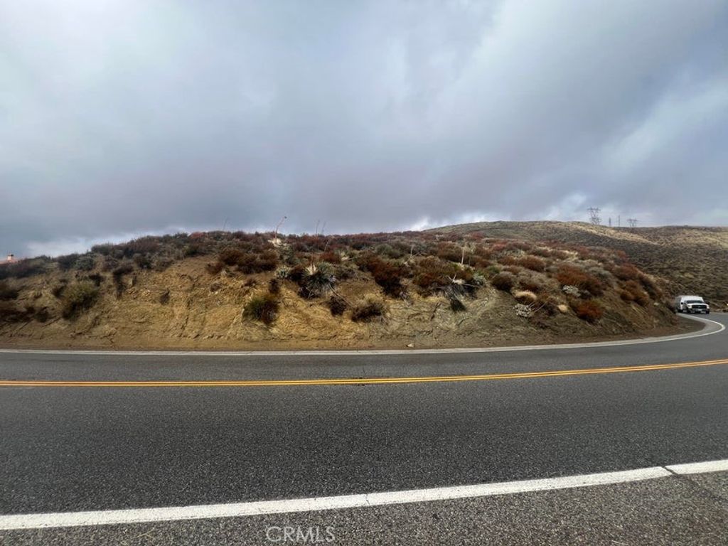 6500 Godde Hill, Palmdale, CA 93551