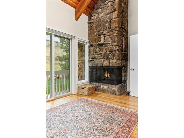 303 Hollyberry Ln, Boulder, CO 80305