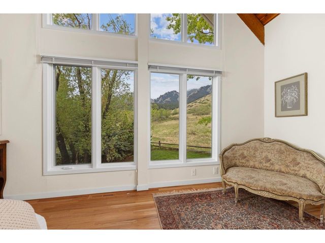 303 Hollyberry Ln, Boulder, CO 80305