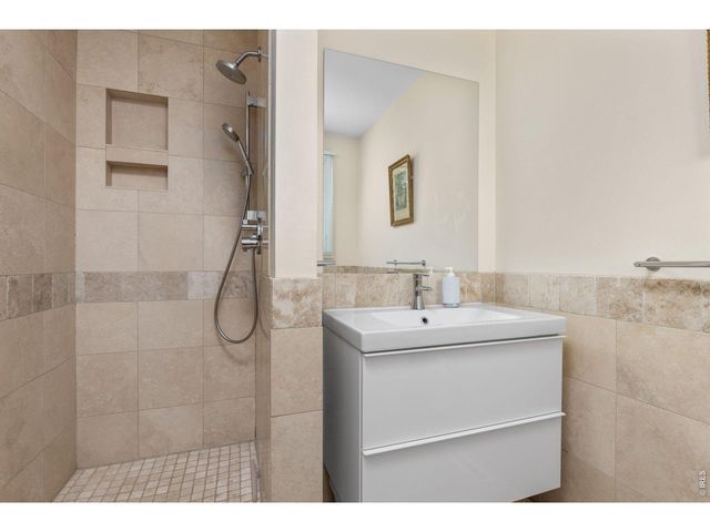 303 Hollyberry Ln, Boulder, CO 80305