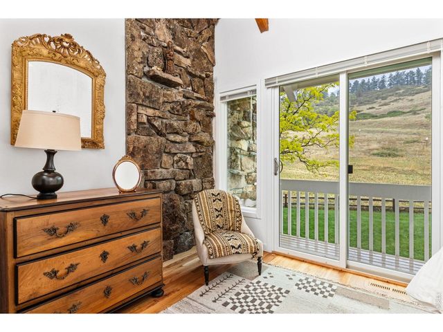 303 Hollyberry Ln, Boulder, CO 80305