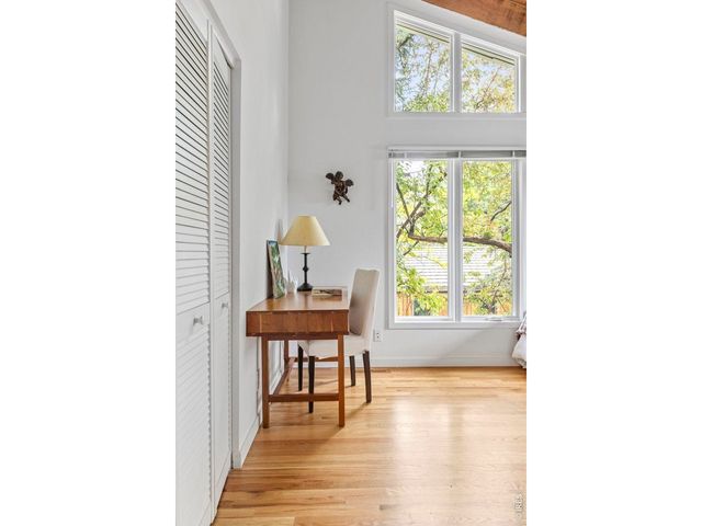 303 Hollyberry Ln, Boulder, CO 80305