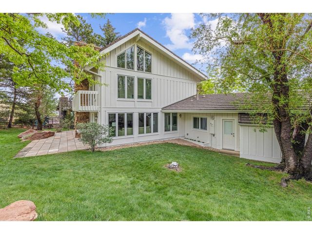 303 Hollyberry Ln, Boulder, CO 80305