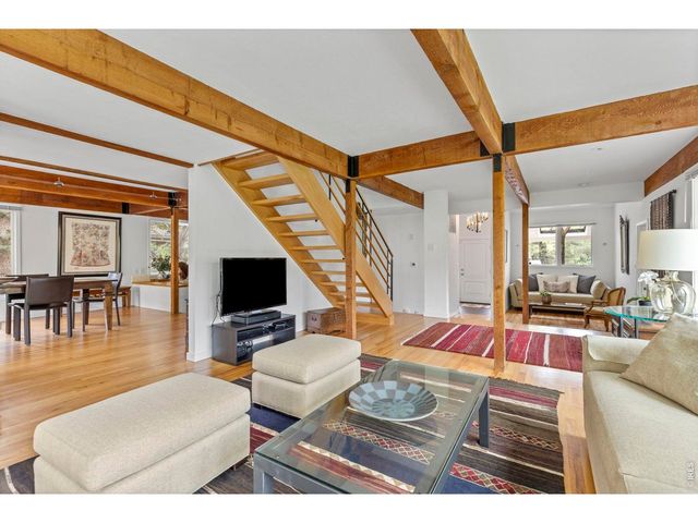 303 Hollyberry Ln, Boulder, CO 80305