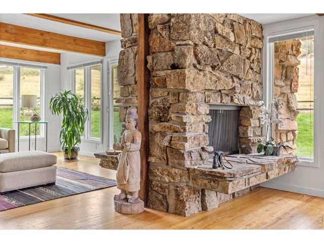 303 Hollyberry Ln, Boulder, CO 80305