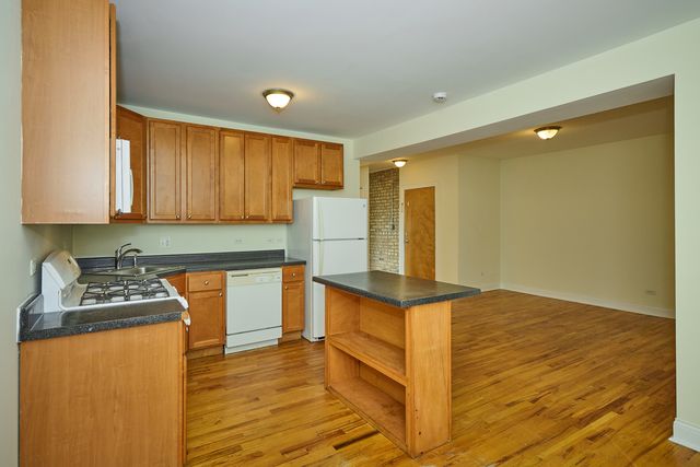 5014 N Harding Avenue 3S, Chicago, IL 60625